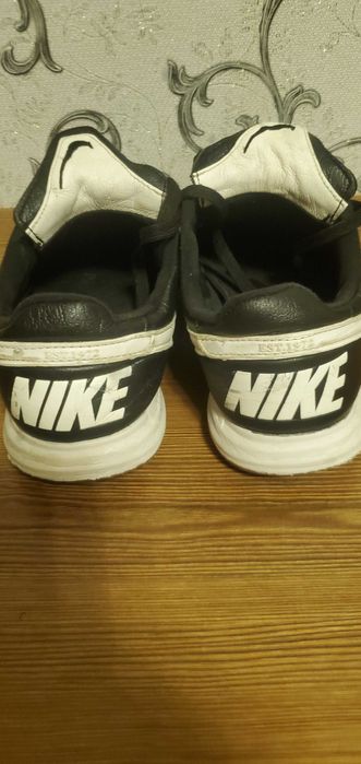 Футзалки Найк Темпо