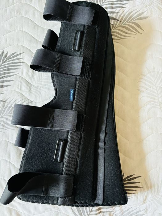 Шина за обездвижване на коляно 55см