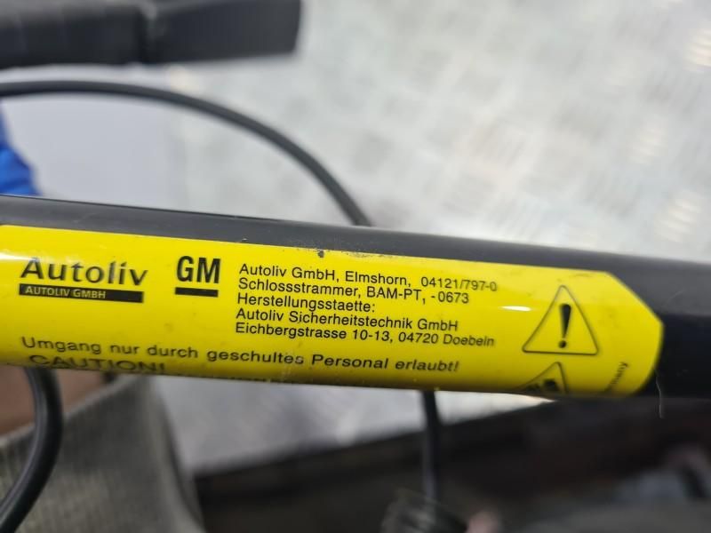 Pretensionari centuri siguranta stanga fata Opel Astra H GTC