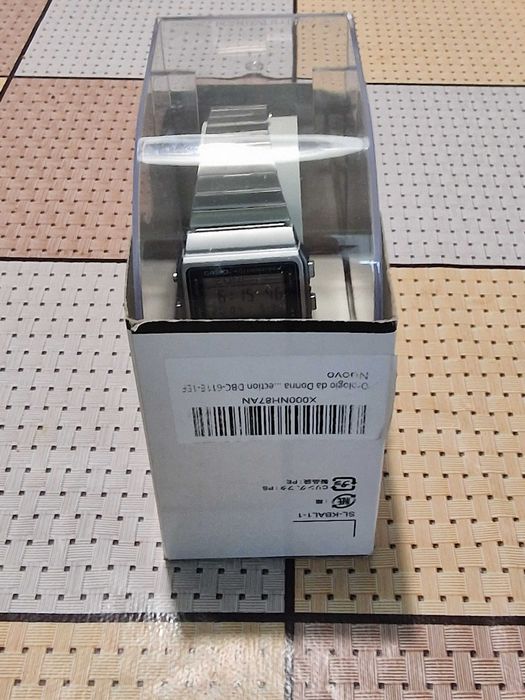 Чисто нов,неизползван електронен часовник Casio