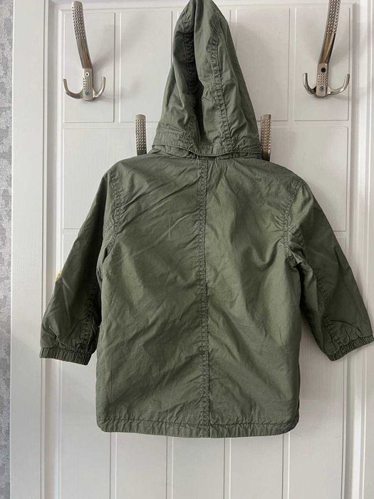 Легкая демисезонная куртка