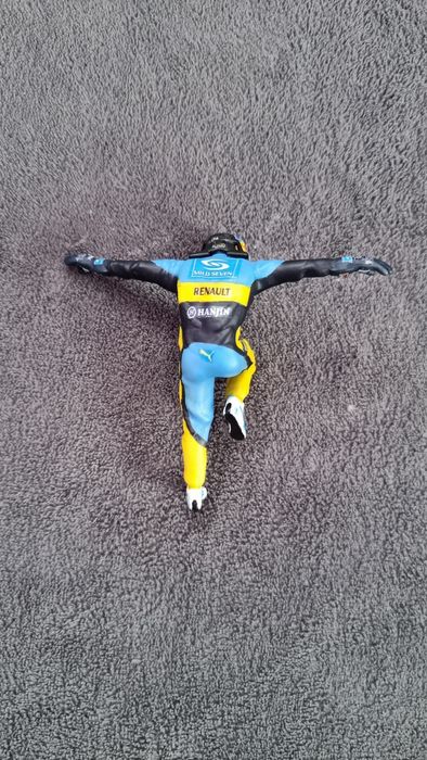 Fernando alonso Renault r26 japanese gp figurine