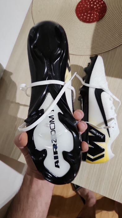 Vand ghete nike vapor Mbappe 2025 , noi nepurtate