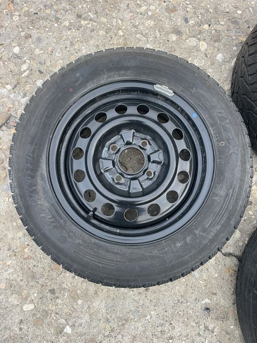 Резервна гума с джанта 4х114.3/15цола