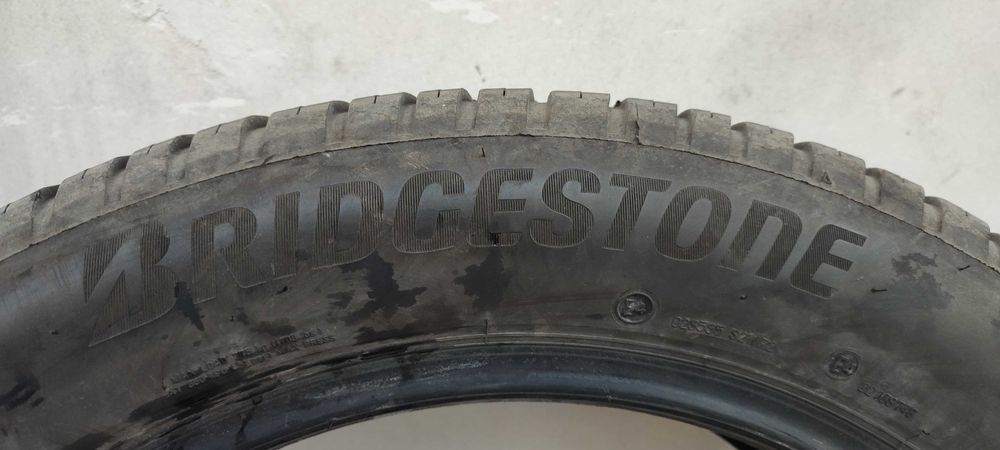 Гуми 225/55/R19 BritgeStone - Weather Control