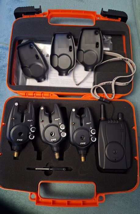 Delphin Bomber Spod,Fox mxr+