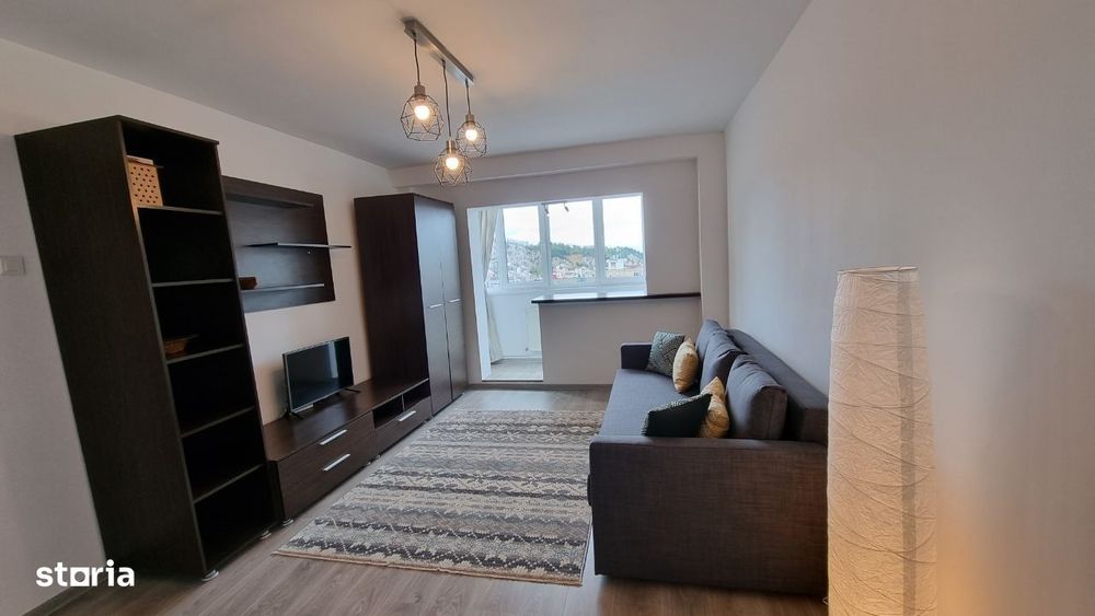 Apartament 3 camere în Răcădau, zonă liniștită
