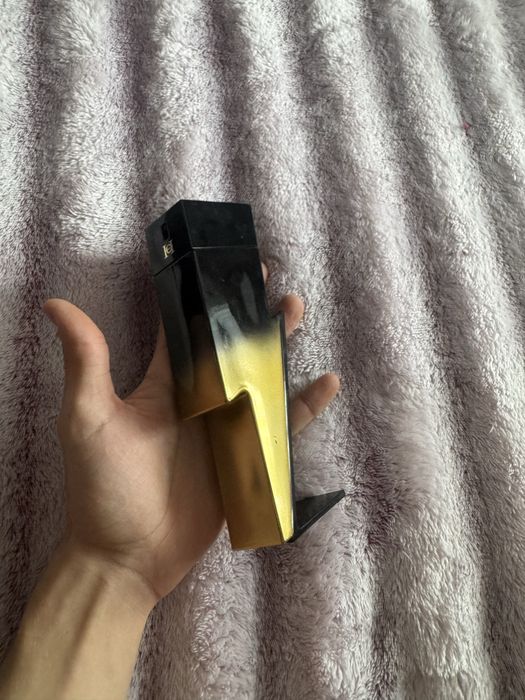 духи Carolina Herrera