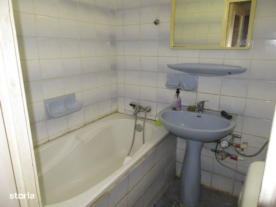 Vanzare 3 Camere Decomandat – 5 min. Metrou Piața Sudului - Secuilor