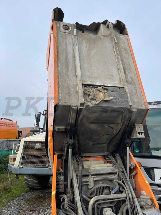 Măturătoare stradală SCHMIDT mai multe pe stoc si Euro 6