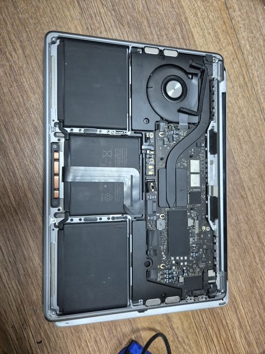 Piese macbook pro m1