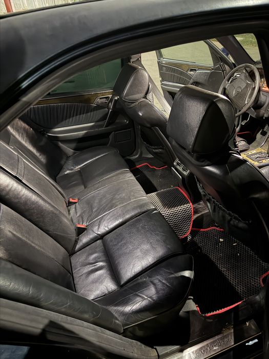 Mercedes-Benz E280 W210 2,8 автомат