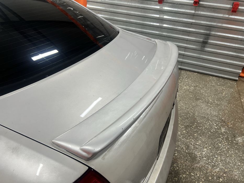 Продам Спойлер на Audi a6 c 5