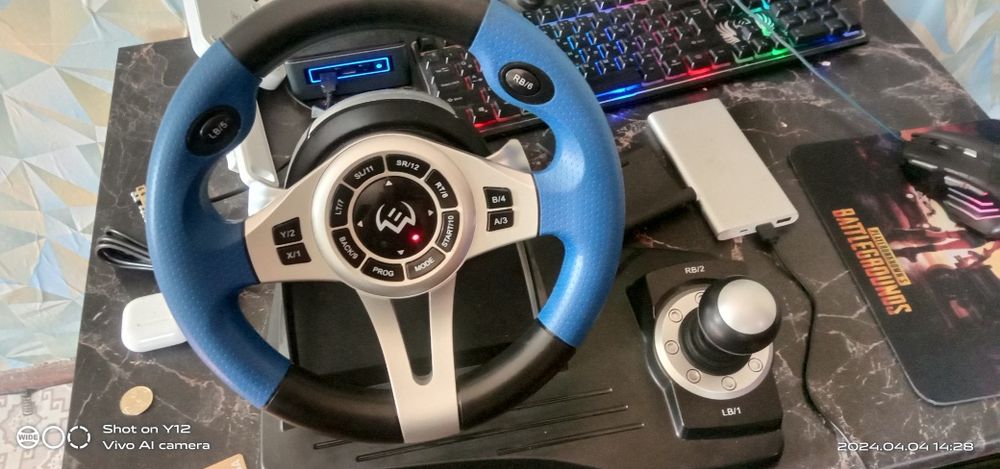Продам игровой руль