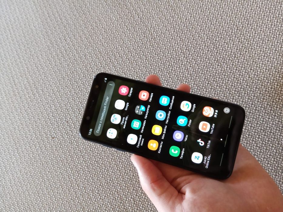 Samsung A6, 32 ГБ, рабочий, недорого