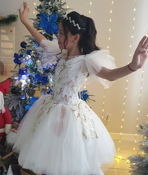 Продам платье для девочек