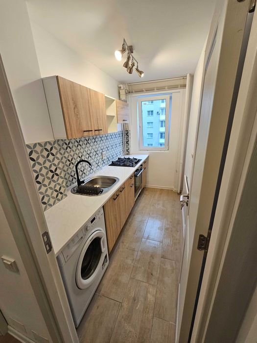 Proprietar vand apartament 2 camere Drumul Taberei-Valea Argesului.