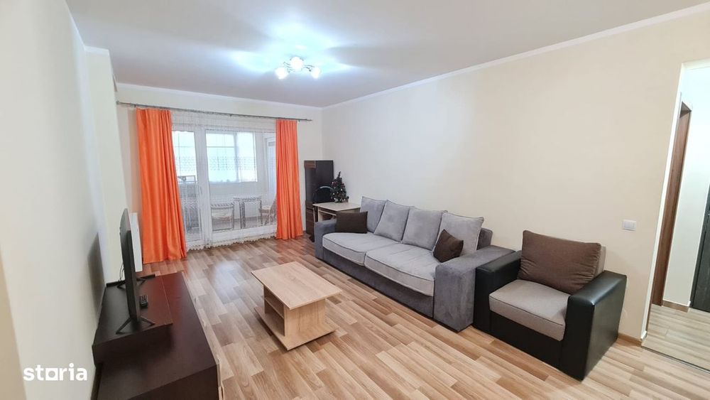 Vand apartament 3 camere decomandat