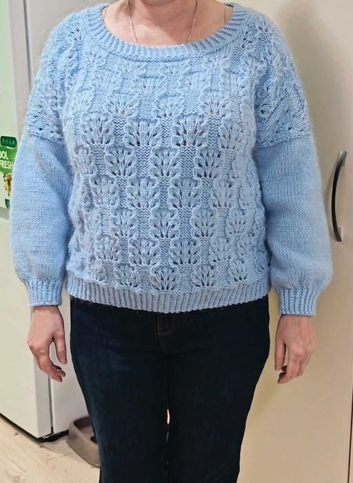 ръчно плетен дамски пуловер, + шалф