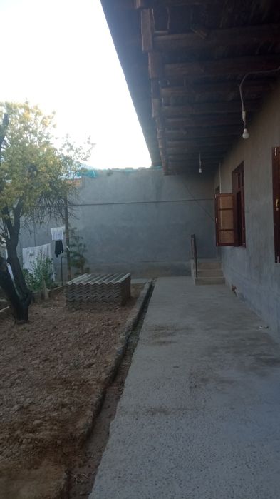 Uy sotiladi obod toqimachi 1.7 sotix