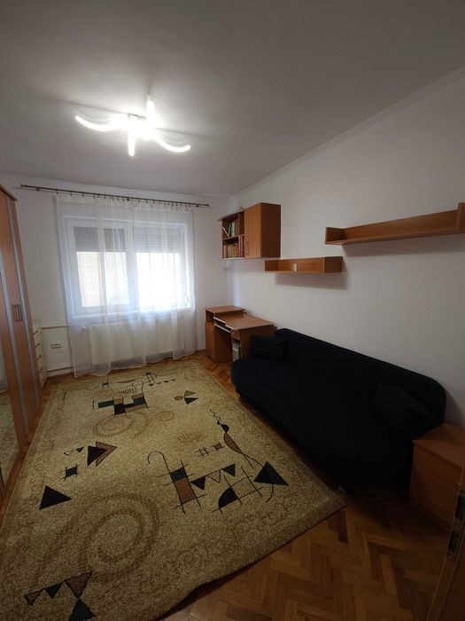 Închiriez apartament cu trei camere la casă in Timișoara 100mp