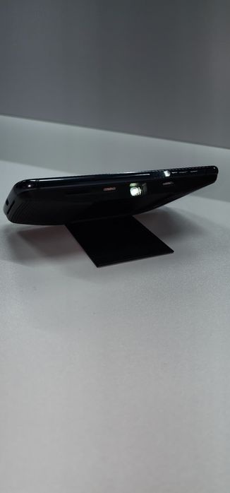 Motorola Z 3 play (motomods) телефон с проектором в отличном состоянии