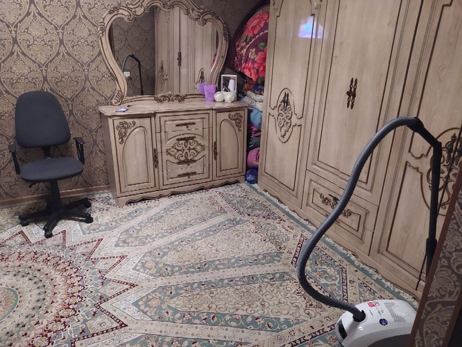 Срочно 1 хонали квартира ижарага берилади!!!
