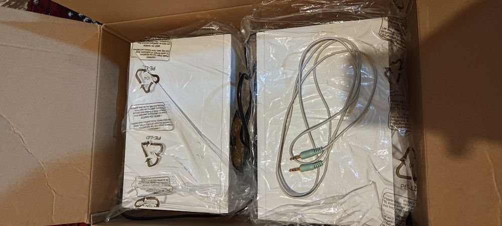 Колонки Edifier R1080BT – отличное состояние, Bluetooth