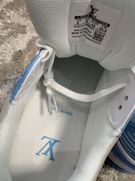 Louis Vuitton Trainer Navy Blue (42)