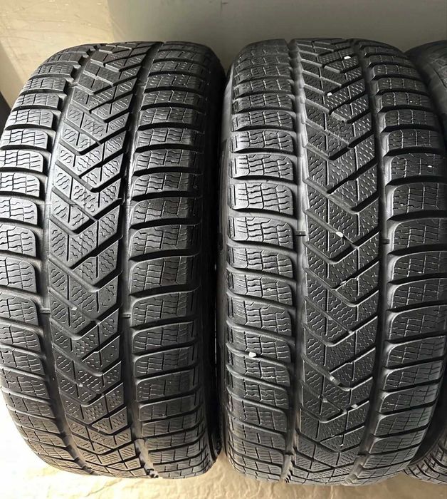 255/45 R19 PIRELLI Sottozero 3 Elect Pncs DOT24