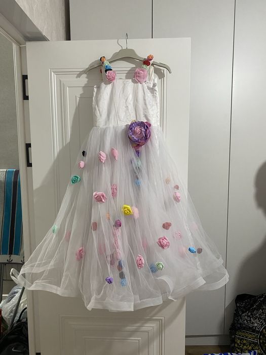 Нарядные платье для девочек