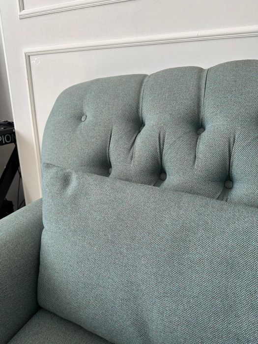 Продаю диван в отличном состоянии