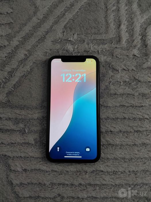 Iphone 11 телефон
