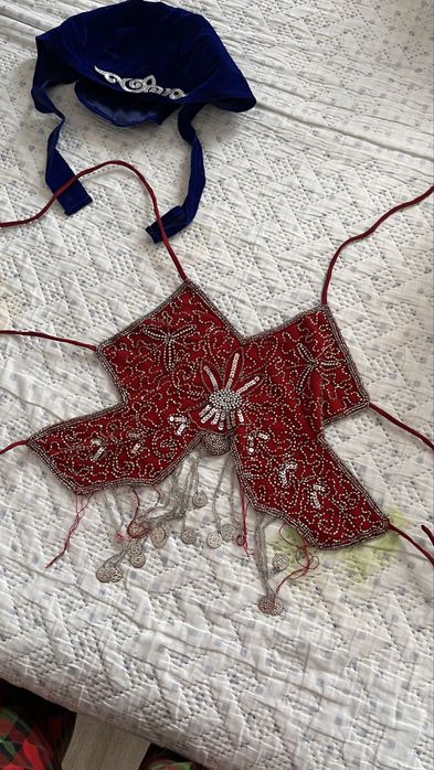 Продам карнавальные костюмы для детей