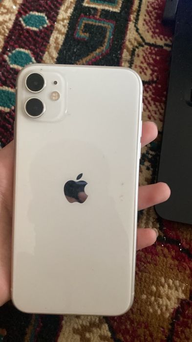 айфон 11 продам или отдам