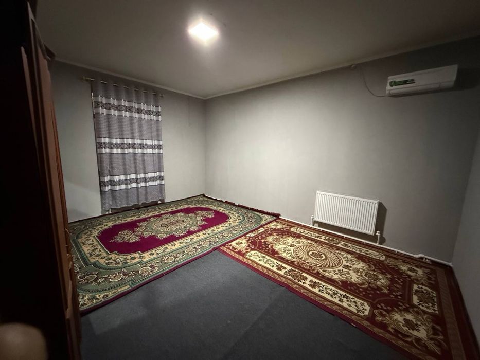 Ijaraga beriladi 2 xonali 1 etaj faqat oilaga