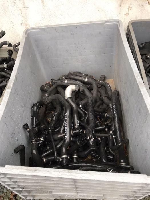 Продавам маркучи за вода и турбо бмв 1ва,3та,5та джипове