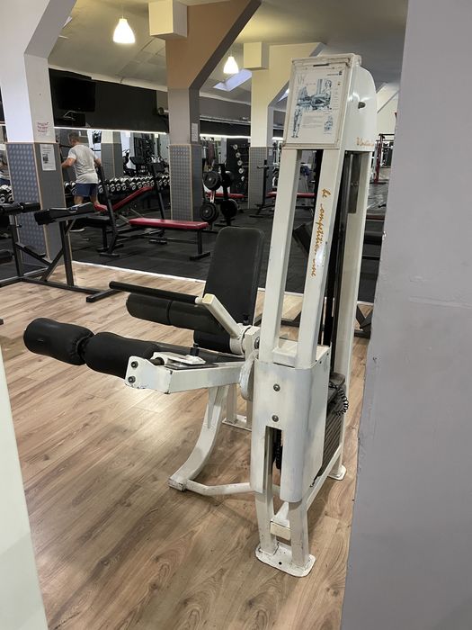 Машина за задно бедро