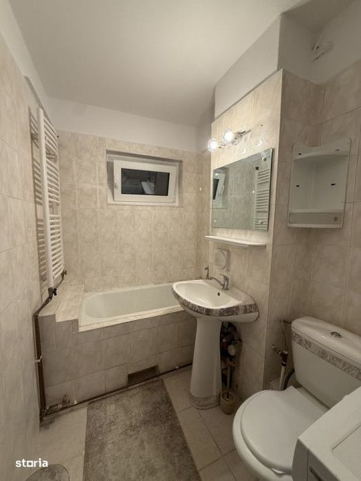 Apartament 2 camere, 42 mp utili plus balcon, decomandat - Girocului