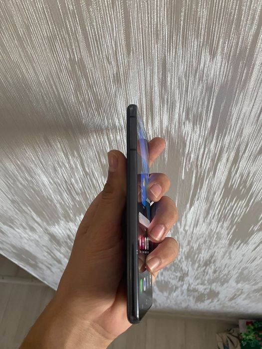 Samsung S21  Самсунг с21