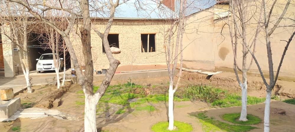 Янги махала да йер сотилади