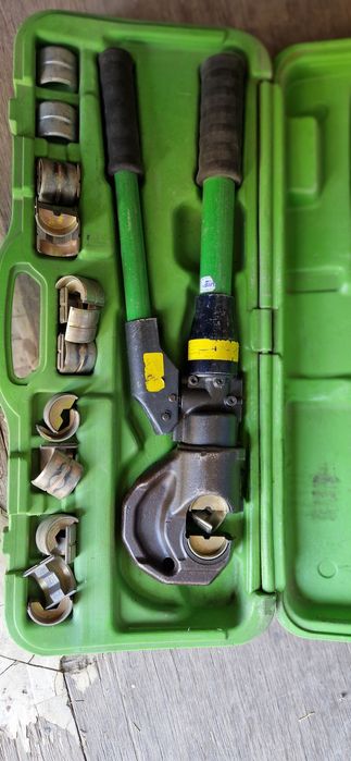 Гидравлические плоскогубцы