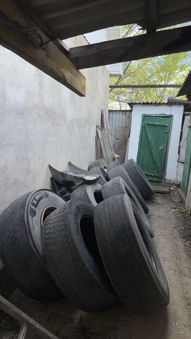 Продам баллоны от фуры