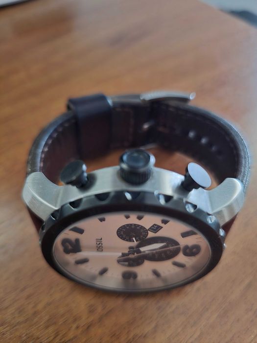 Ceas de mana Fossil barbati