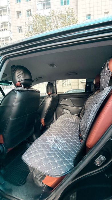 Продам Kia Sportage 2010г