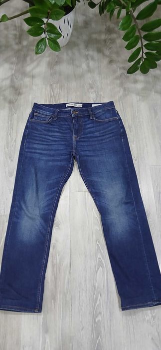 Мужские джинсы в хорошем состоянии