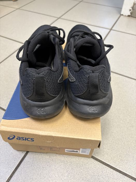 Дамски маратонки Asics