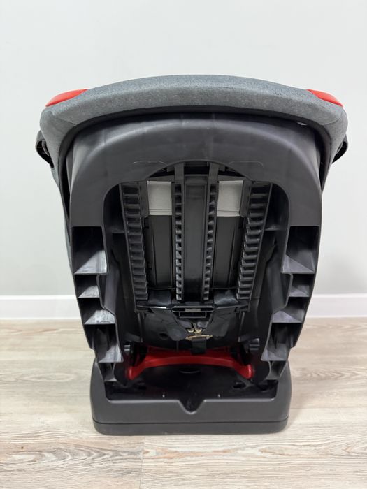 Автокресло ilovi