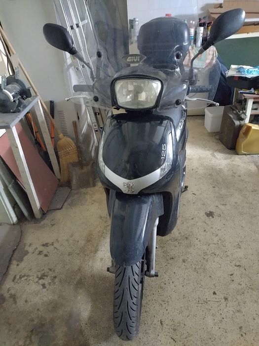 Peugeot tweet 125 cc