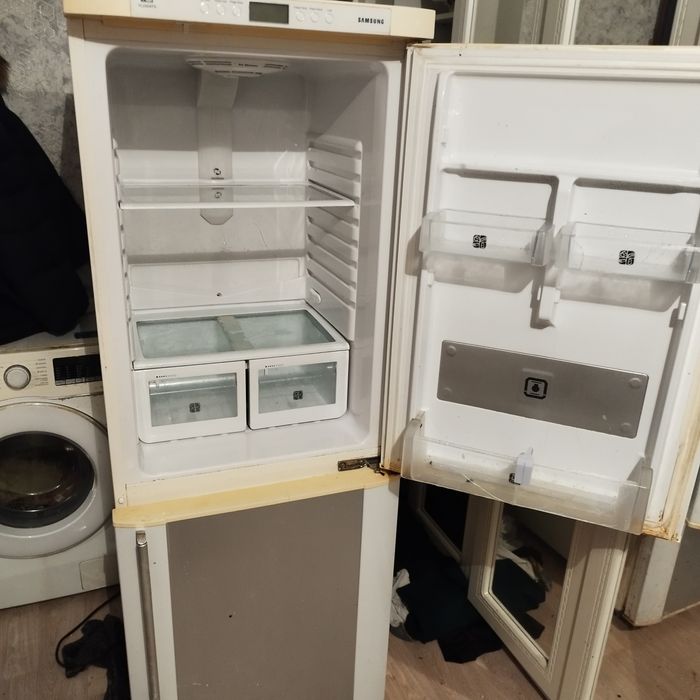 Холодильник продам